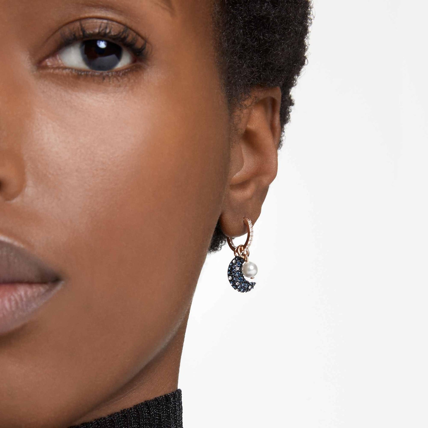 Swarovski 'Sublima' Luna Drop-Ohrhänger mit Mond-Motiv und strahlenden Swarovski-Kristallen