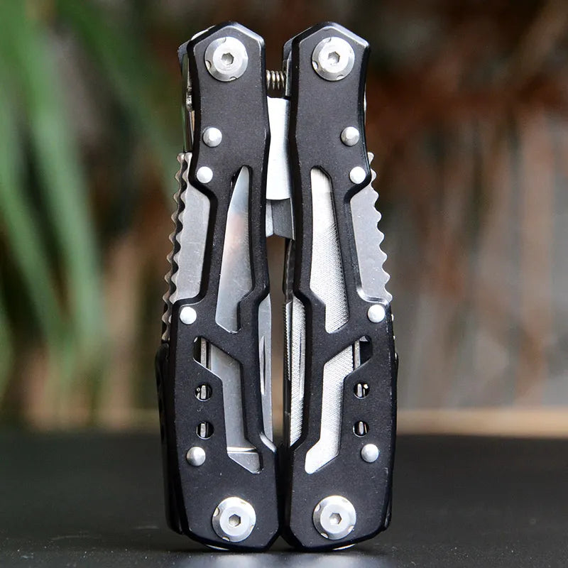 Outdoor-Multitool aus Edelstahl für Camping, Survival und Notfälle - Schwarz