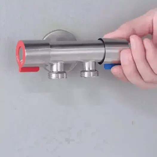 4-in-1 Handgehaltener Bidet-Spritzpistolen-Set aus Edelstahl (Preview GIF)