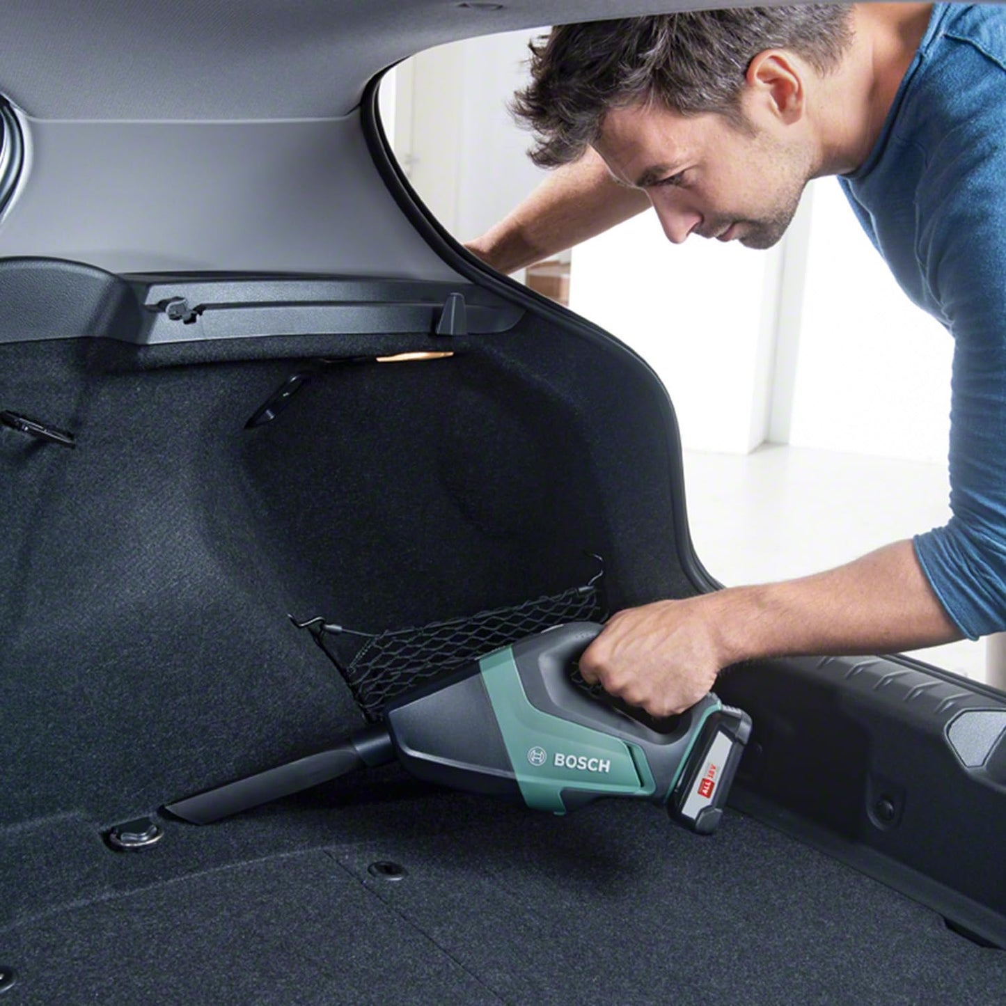 Bosch 'UniversalVac 18' cordless vacuum cleaner: 18 Volt system, original packaging | without battery