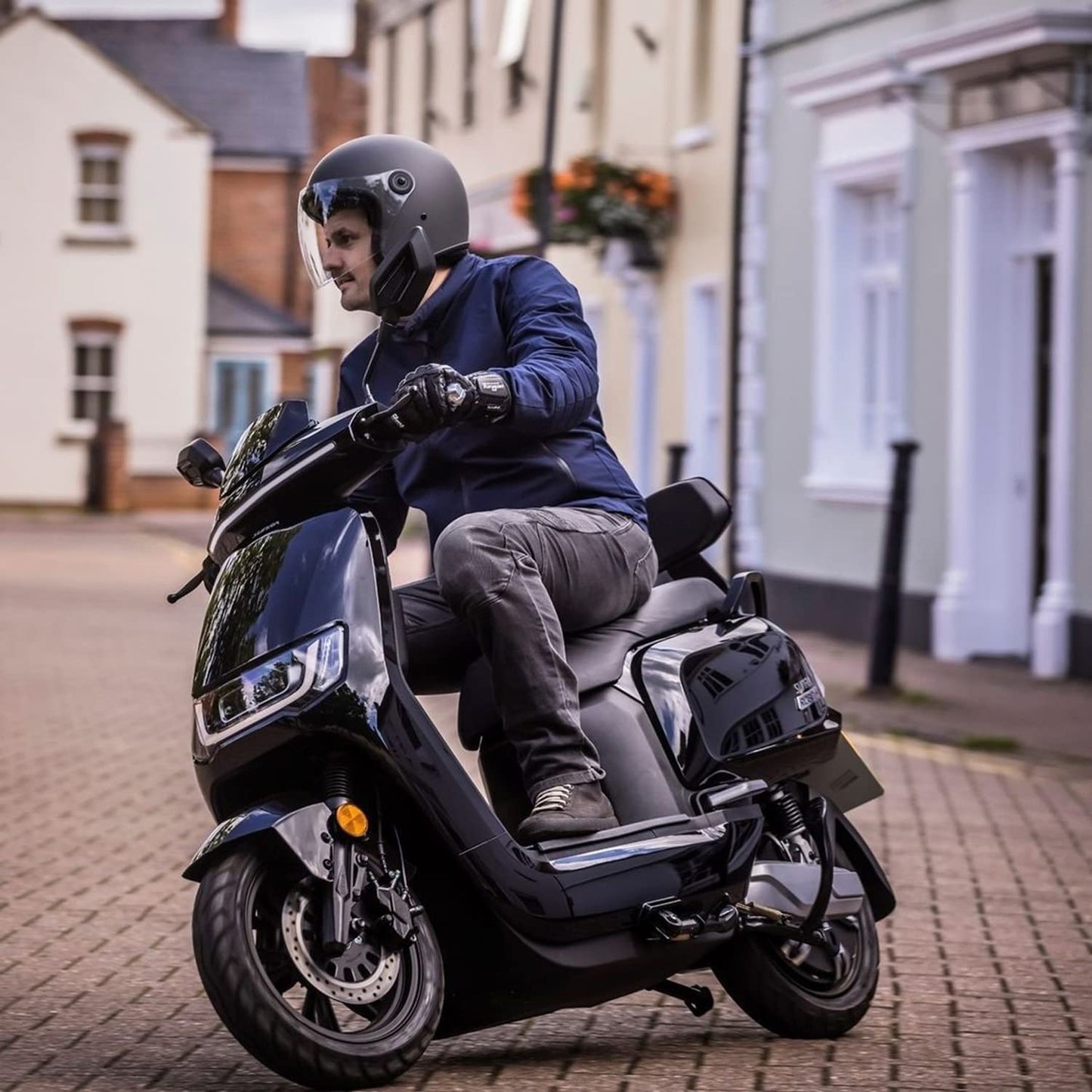 ROBO-S E-Scooter with road approval: 80 km/h, 4000 W, lithium battery, APP (black)