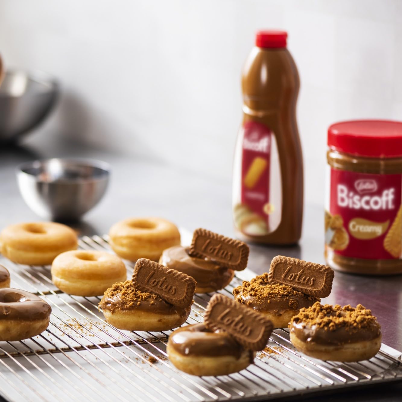 Lotus Biscoff: Süßer Brotaufstrich (1,6kg): Cremig-Karamellisierter Keksgeschmack | Vegan