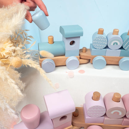minipishop® personalisierte Baby Holz-Eisenbahn: Geschenk zur Geburt mit Name & Datum