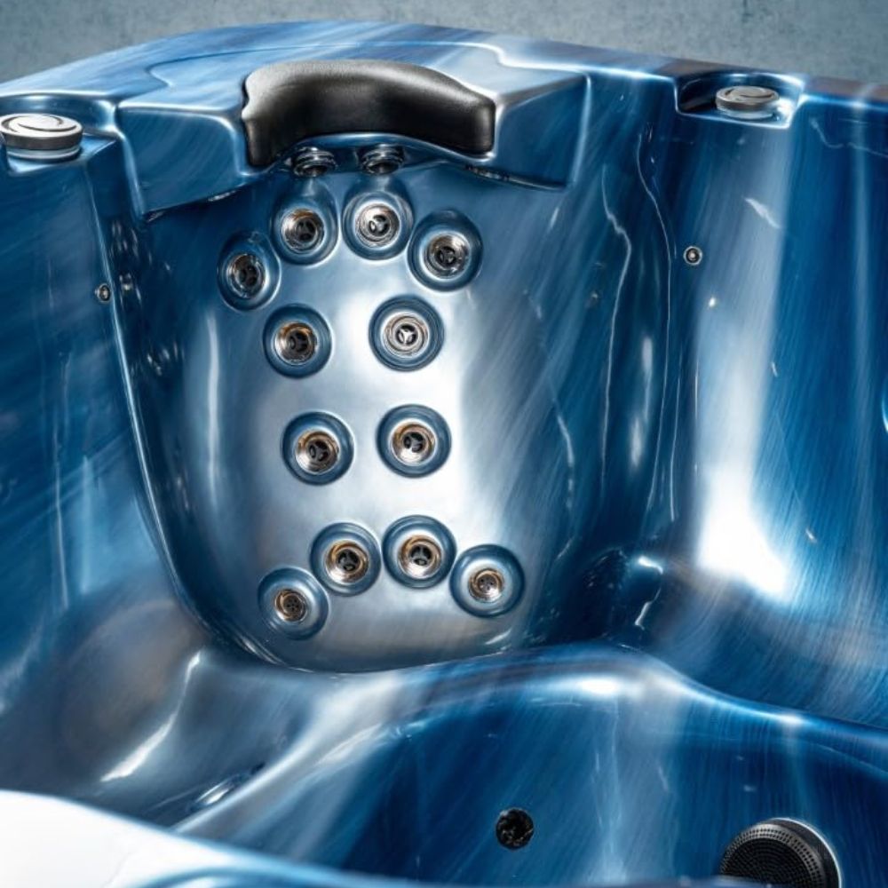 Outdoor whirlpool 'Torina Ocean Blue' for 5 people: With powerful massage &amp; LED color light therapy