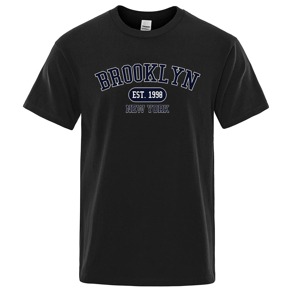 Brooklyn EST. 1998 NYC T-Shirt | Urban Rundhals-Streetwear für den Sommer (Schwarz)