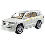 TOYOTA Land Cruiser Model Car (1:24) | Premium Collector's Item for Car Fans